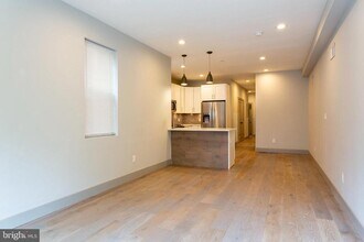 1533 N 33rd St in Philadelphia, PA - Building Photo - Building Photo