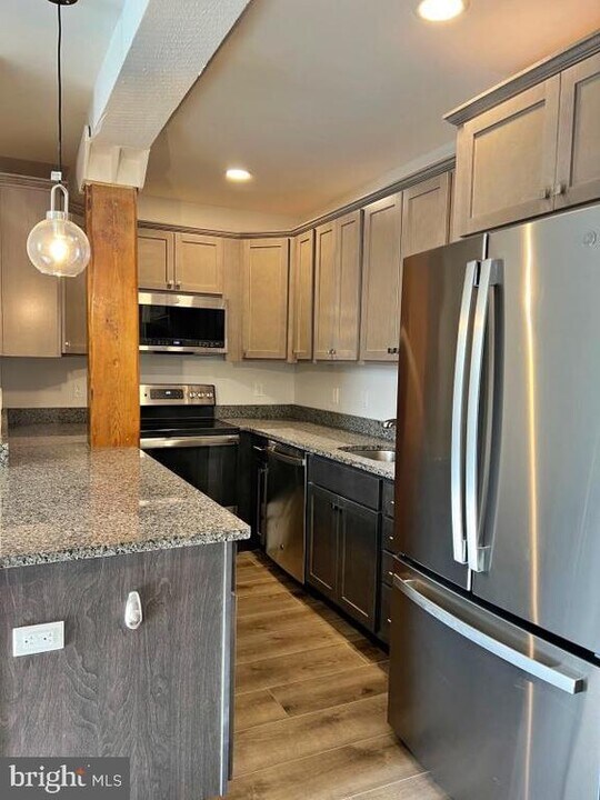 50 N Duke St-Unit -203 in York, PA - Foto de edificio
