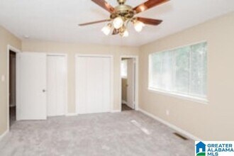 325 13th St in Pleasant Grove, AL - Foto de edificio - Building Photo