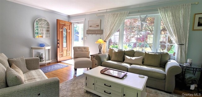 23 Violet Pl in Rhinebeck, NY - Building Photo - Building Photo