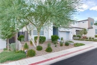 214 Abbey Hill St in Henderson, NV - Building Photo - Building Photo