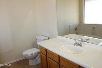 22601 Weaver Valley Dr in Congress, AZ - Building Photo - Building Photo