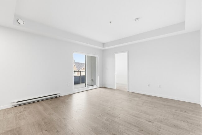 19577-19577 65b Ave in Surrey, BC - Building Photo - Building Photo