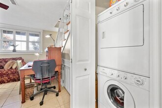 58 Thomas Park in Boston, MA - Foto de edificio - Building Photo