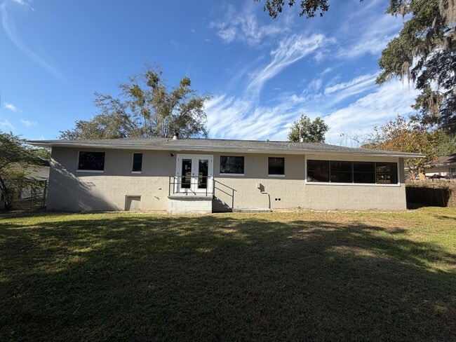 575 Lake McCoy Dr in Apopka, FL - Building Photo - Building Photo