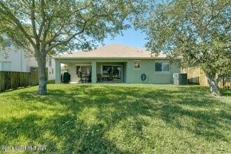 2732 Bradfordt Dr in West Melbourne, FL - Building Photo - Building Photo