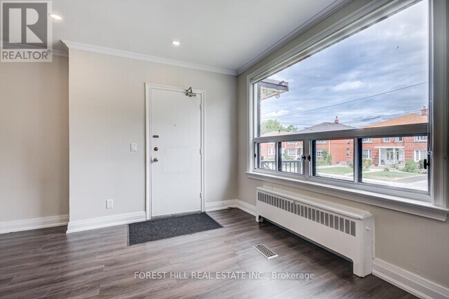 11 Markdale Ave in Toronto, ON - Building Photo - Building Photo