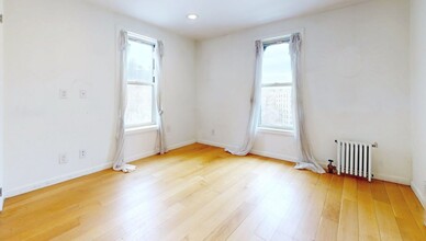 103 Thayer St in New York, NY - Building Photo - Building Photo