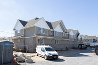 A in Copiague, NY - Building Photo - Building Photo