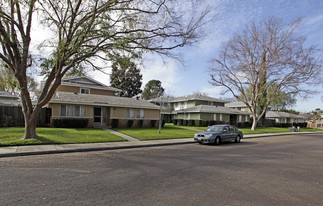 Shadow Mountain Apartments