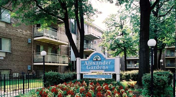 Alexander Gardens in Washington, DC - Foto de edificio