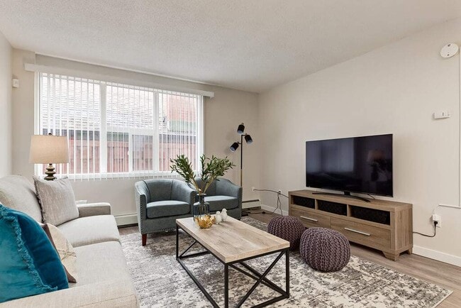 The Winston in Calgary, AB - Building Photo - Building Photo