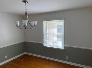 1120 Ivy Ln in Indianapolis, IN - Foto de edificio - Building Photo