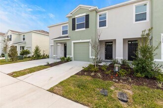 17216 Bigleaf Mahogany Ln in Land O Lakes, FL - Building Photo - Building Photo