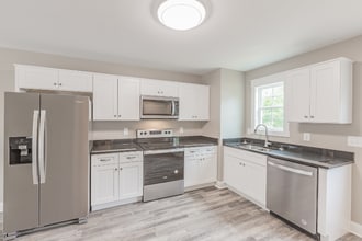 1284 Tunnel Hill Varnell Rd-Unit -A in Dalton, GA - Building Photo - Building Photo