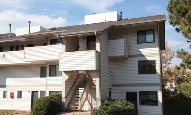 property at 1705 Heatheridge Rd
