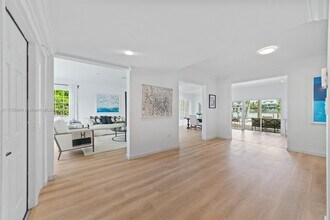 275 N Shore Dr in Miami Beach, FL - Building Photo - Building Photo