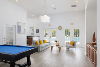 Estates At Lake Cecile in Kissimmee, FL - Building Photo - Interior Photo