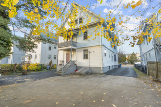 364 Edgewood Ave in New Haven, CT - Building Photo - Building Photo