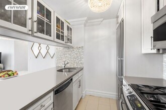200 Rector Pl in New York, NY - Building Photo - Building Photo