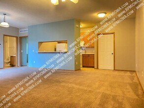 1112 N 6th St in Indianola, IA - Building Photo - Building Photo
