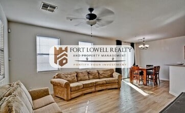 8169 W Groom Creek Rd in Phoenix, AZ - Foto de edificio - Building Photo