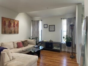 227 Snapdragon Way in Allentown, PA - Foto de edificio - Building Photo