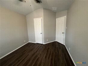 663 Tom Kemp Dr in New Braunfels, TX - Building Photo - Building Photo