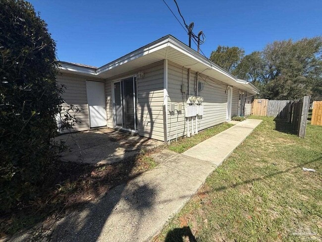 property at 3410 Green Briar Ct