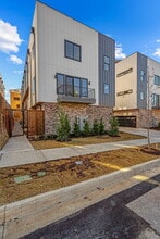 2206 Arroyo Ave in Dallas, TX - Building Photo - Building Photo