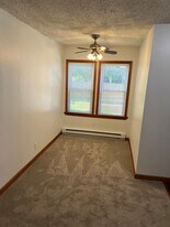 34 Richelieu St, Unit 1 B- Utilities included in Chicopee, MA - Building Photo