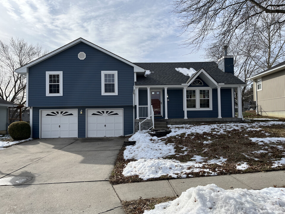 2014 Camille Ct in Liberty, MO - Building Photo