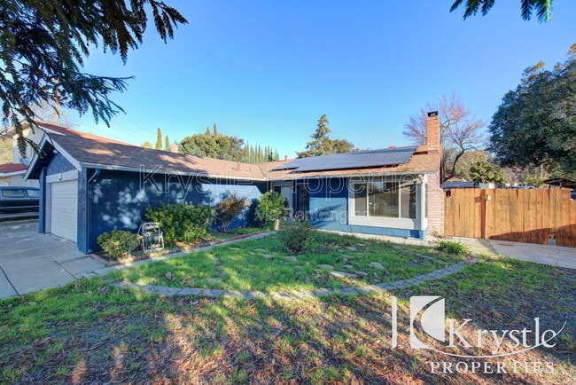 property at 2 Bridge Ct