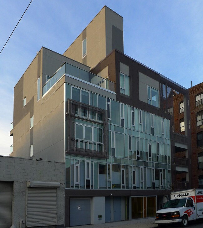 324 Saint Marks Ave in Brooklyn, NY - Building Photo - Building Photo