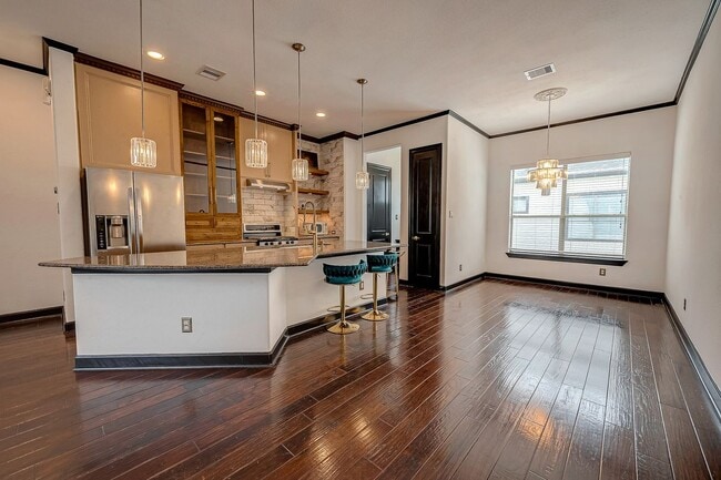 property at 1306 Paige St