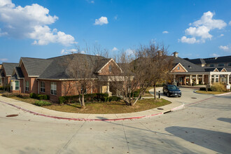 The Westmore Senior Living in Westworth Village, TX - Building Photo - Building Photo