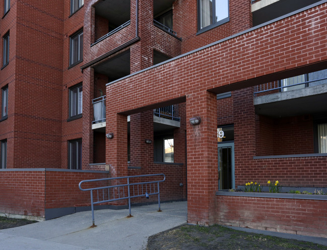 Rideau Gate in Ottawa, ON - Building Photo - Building Photo