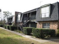 Sara Villa Apartments in Saraland, AL - Building Photo - Building Photo