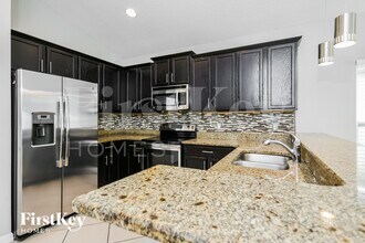 4781 Rockvale Dr in Kissimmee, FL - Building Photo - Building Photo