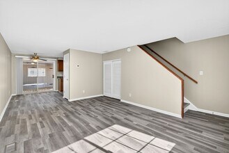 335 1st Ave NW in Carmel, IN - Building Photo - Building Photo