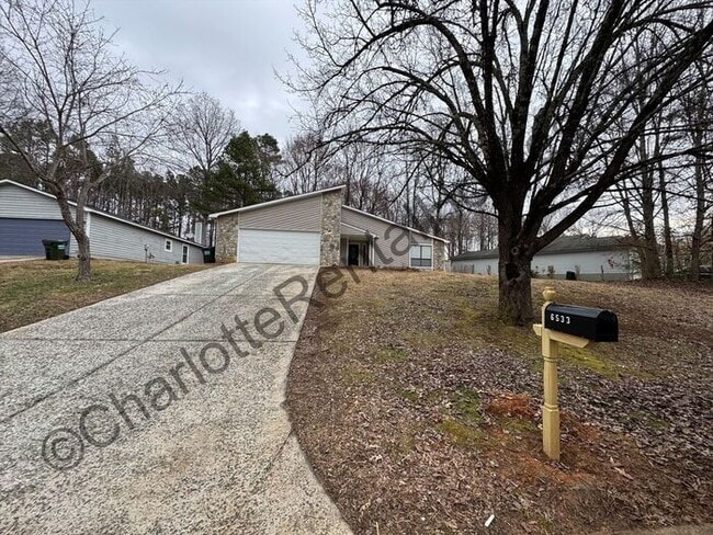 6533 Thamesmead Ln in Mint Hill, NC - Building Photo - Building Photo