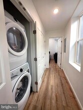 742 S 4th St, Unit 2R in Philadelphia, PA - Building Photo - Building Photo