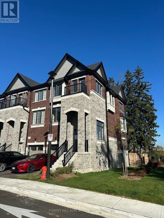 58 Arbour Grn Cres in Vaughan, ON - Building Photo