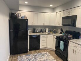 13 Eaves Mill Rd, Unit 13 in Medford, NJ - Building Photo