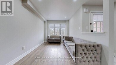 148 Rory Rd in Toronto, ON - Building Photo - Building Photo