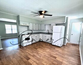 11317 E 13TH St in Independence, MO - Building Photo - Building Photo