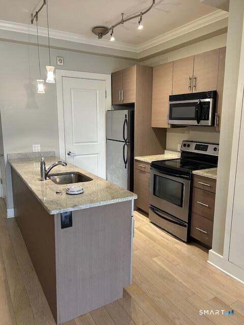 property at 103 Prospect St