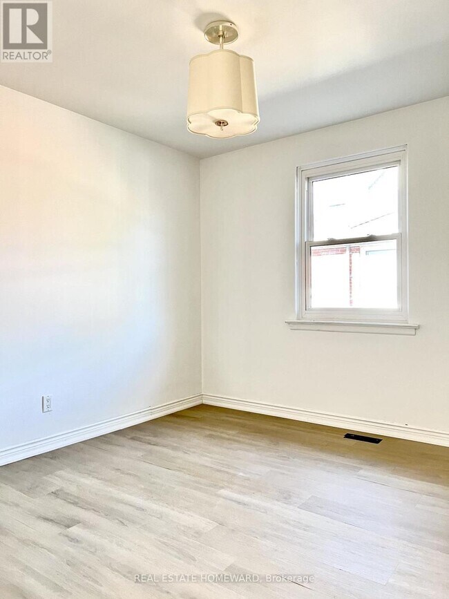 67 Brenda Crescent in Toronto, ON - Building Photo - Building Photo