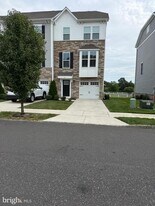 91 Kohlmyer Dr in Pennsauken, NJ - Building Photo