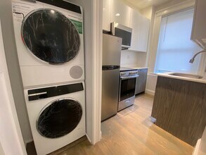 125 Park Dr in Boston, MA - Foto de edificio - Building Photo